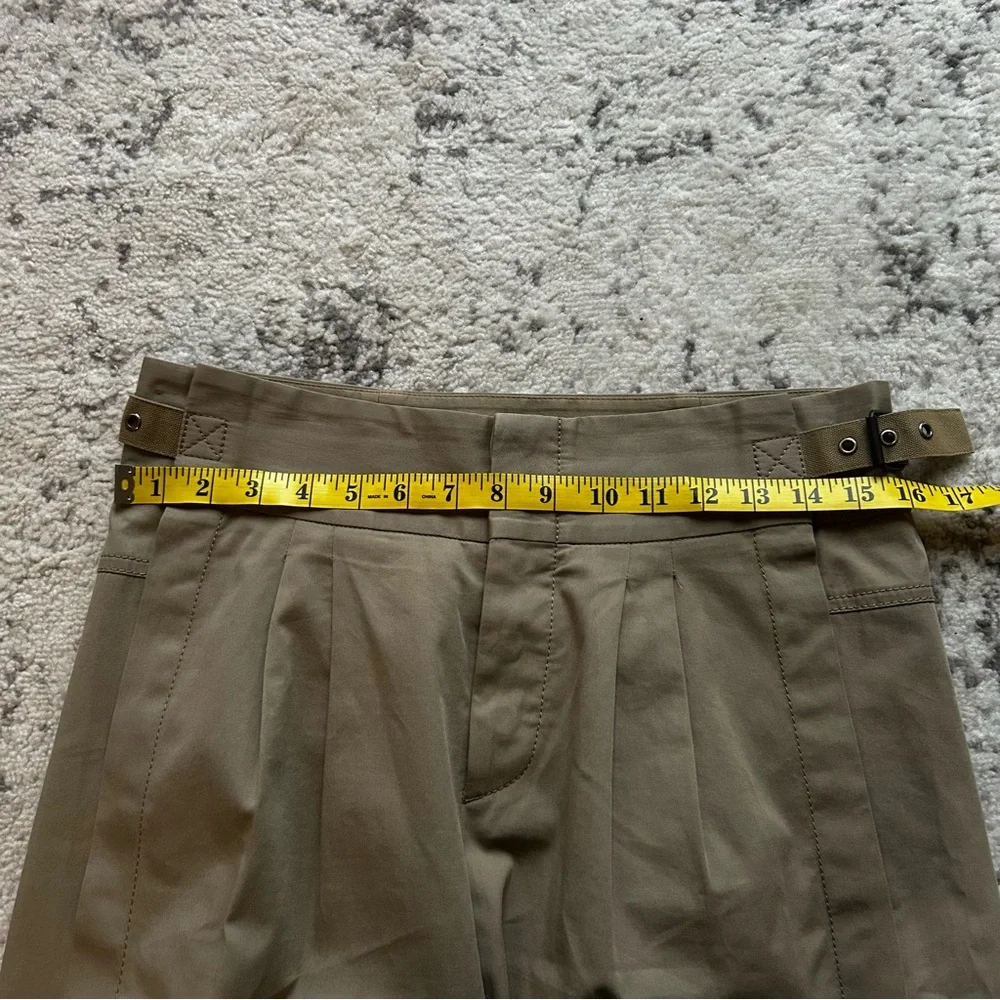 Philosophy by Alberta Ferretti Khaki Pleated Skirt with Buckle Details. Size 6